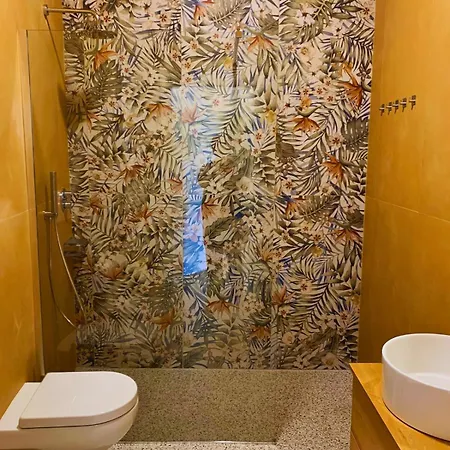 River's View Private Swimming Pool & Citycenter On Foot *