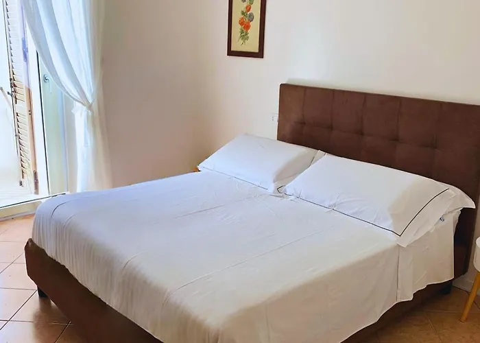 River's View Private Swimming Pool & Citycenter On Foot Villa *